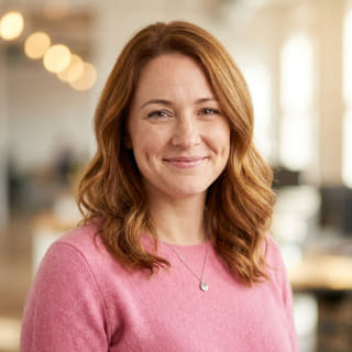 Emily Watson, identifiée comme responsable du service à la clientèle chez Lune Rendo, photo de profil